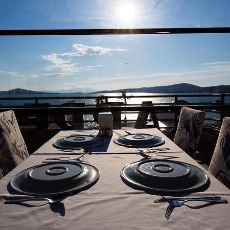 Carpe Diem Hotel Айвалык Экстерьер фото