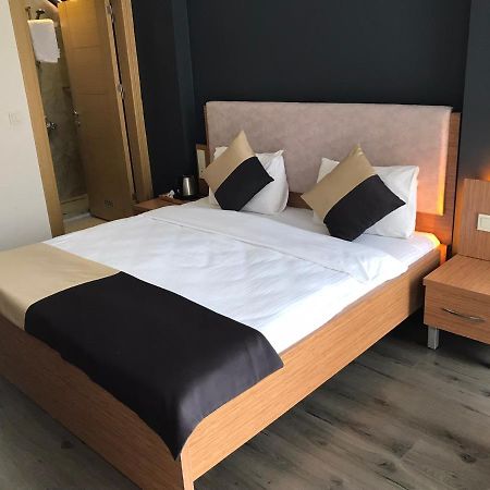 Carpe Diem Hotel Айвалык Экстерьер фото