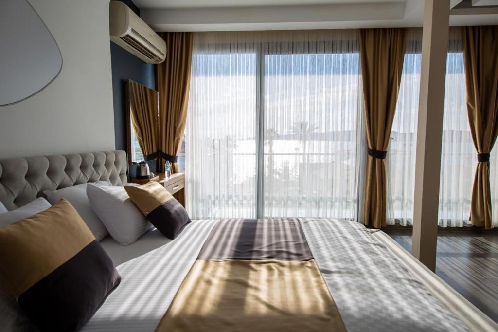 Carpe Diem Hotel Айвалык Экстерьер фото